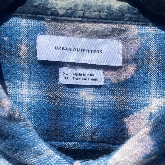 Urban Outfitters Button Up - Picture 5 of 6